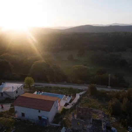 Villa Stone House With Private Infinity Pool *