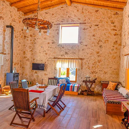 Stone House With Private Infinity Pool * Sarilar